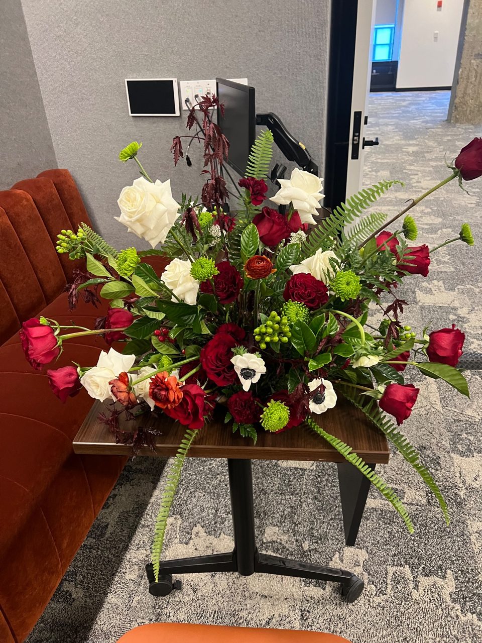 Podium Arrangment by Southside Blooms